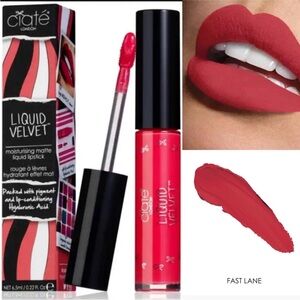 Ciate Liquid Velvet in Fast Lane NIB